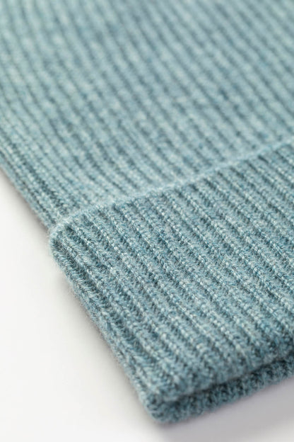 Johnstons of Elgin AW25 Knitted Accessories Seascape Slouchy Cashmere Beanie HAE03325HC0038ONE