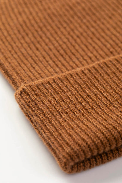 Johnstons of Elgin AW25 Knitted Accessories Dark Camel Slouchy Cashmere Beanie HAE03325SB4620ONE