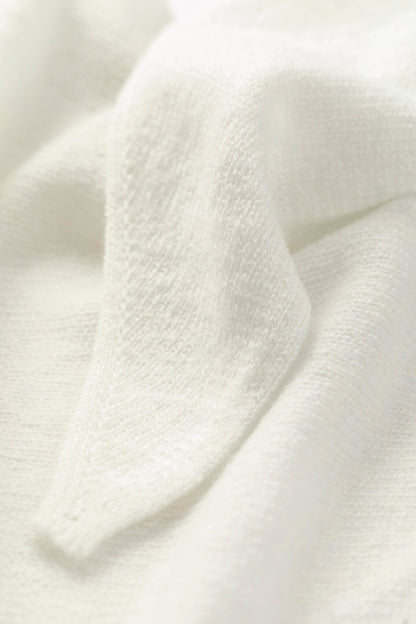 Johnstons of Elgin AW25 Knitted Accessories  Gauzy Cashmere White Triangle Neck Tie HAE03430HA0371ONE