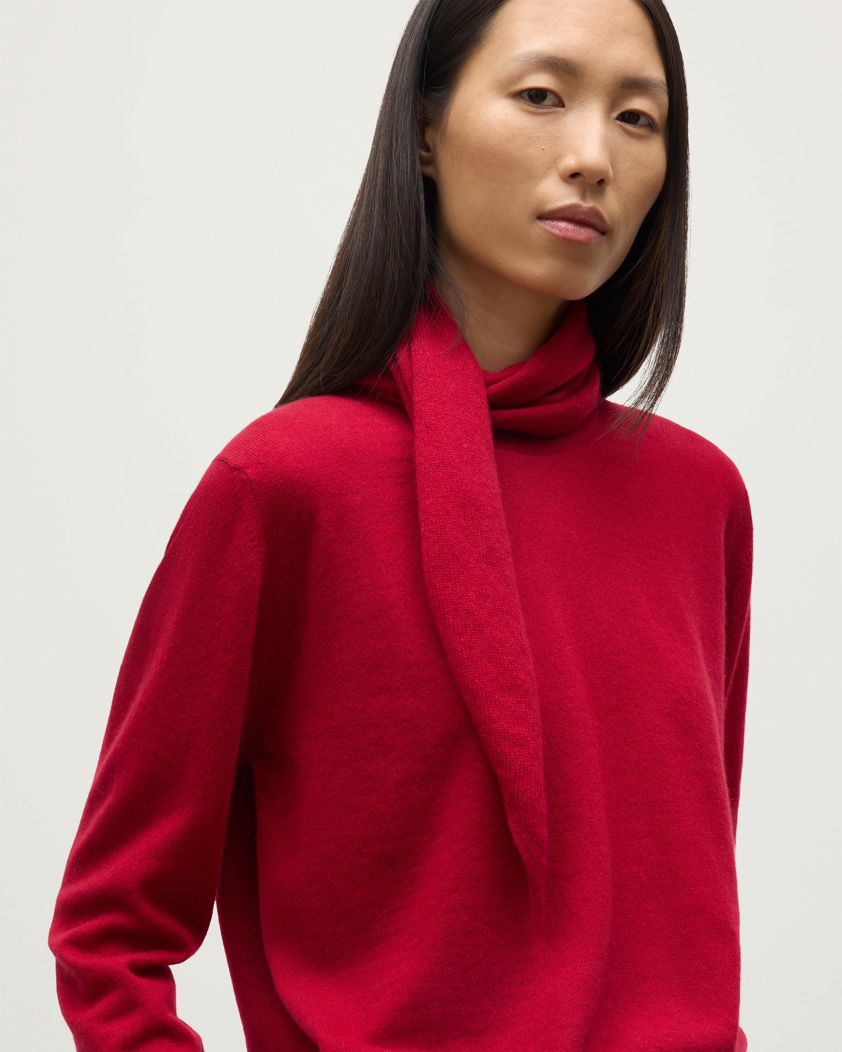 JOHNSTONS バンダナ Reel Red Cashmere Bandana | Scottish Cashmere Accessories
