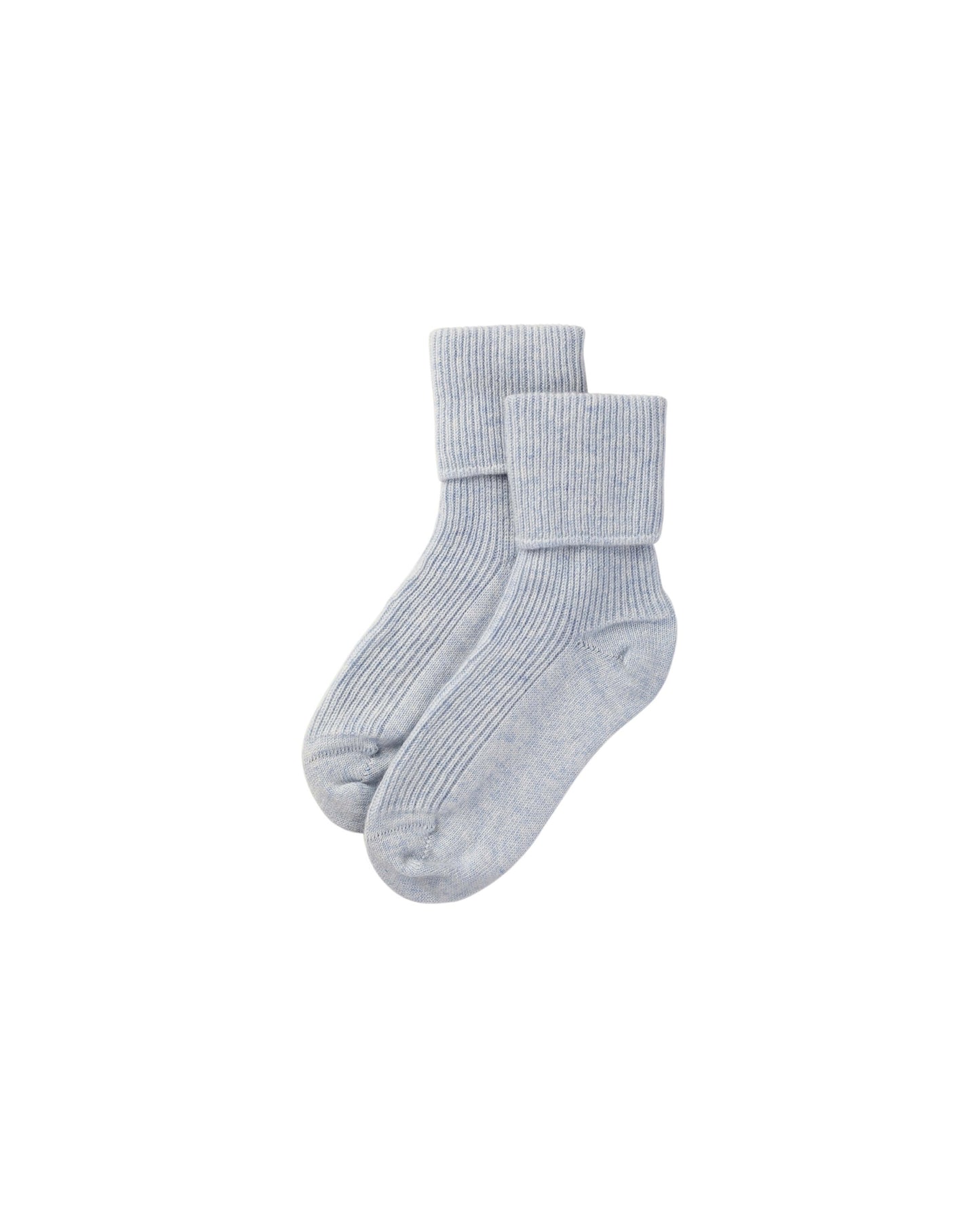 Johnstons of Elgin pair of light blue cashmere socks on a white background 2025GIFTSET3B