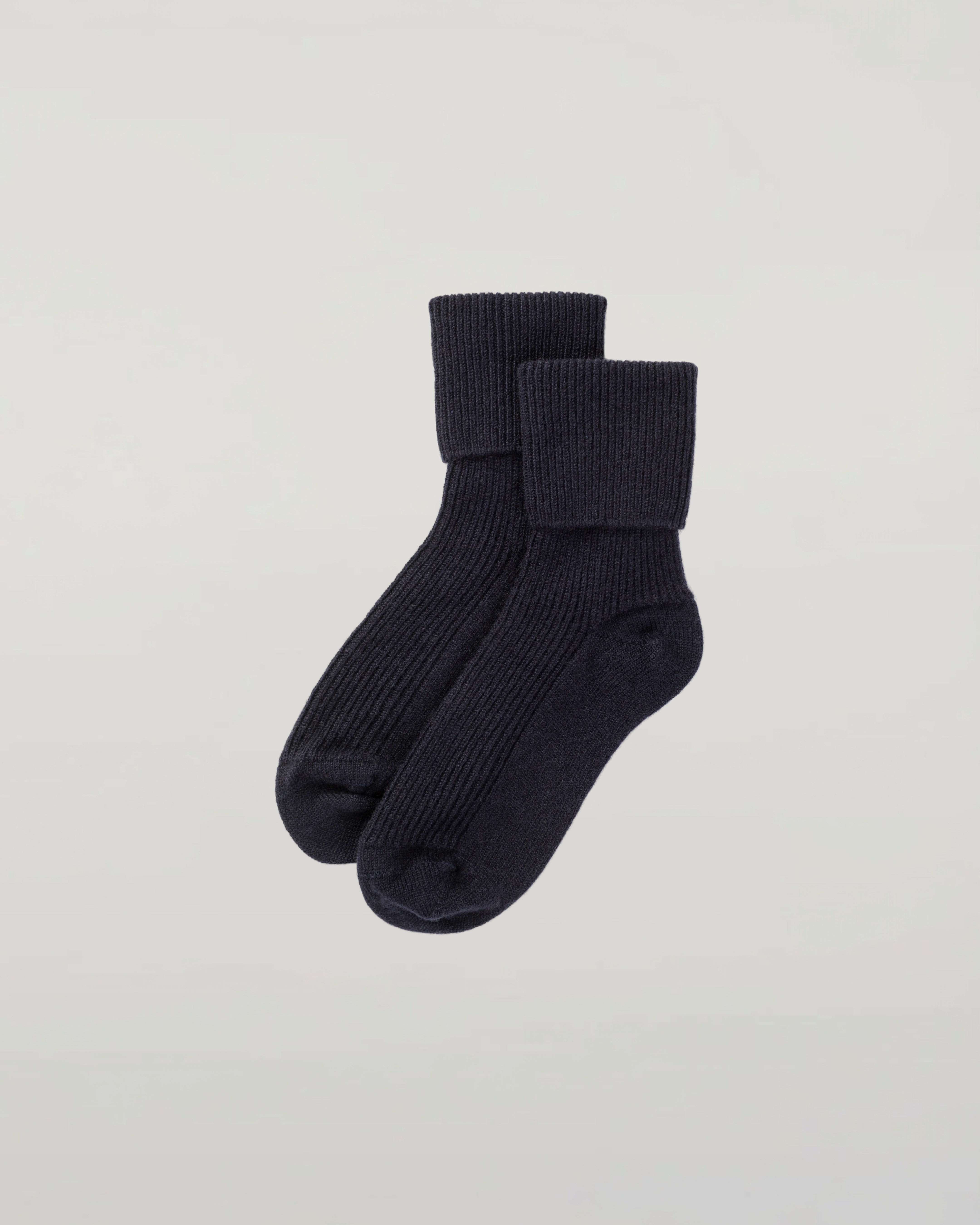 カシミアソックス – Johnstons of Elgin