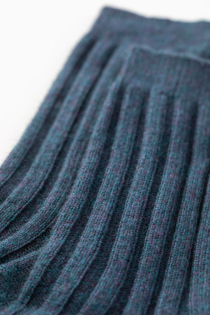 Johnstons of Elgin AW25 Knitted Accessories Heather Navy Men's Cashmere Lounge Socks HAG02814HD7321ONE