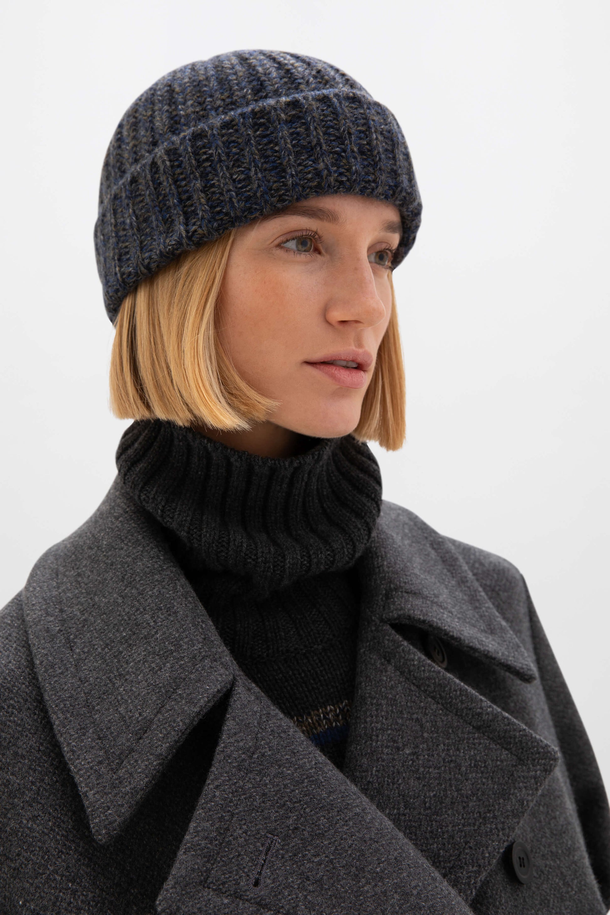 Johnstons of Elgin AW24 Knitted Accessory Dark Navy Chunky Rib Marl Cashmere Beanie HAT02850004962ONE