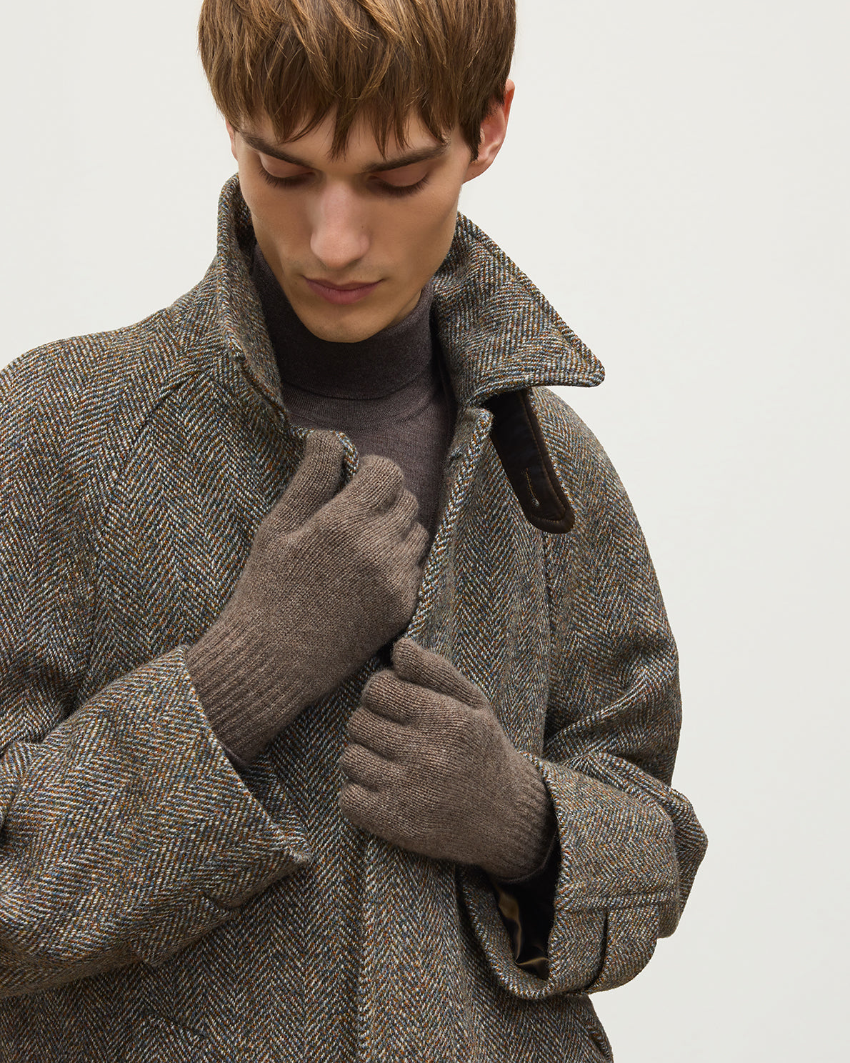 カシミア手袋 – Johnstons of Elgin
