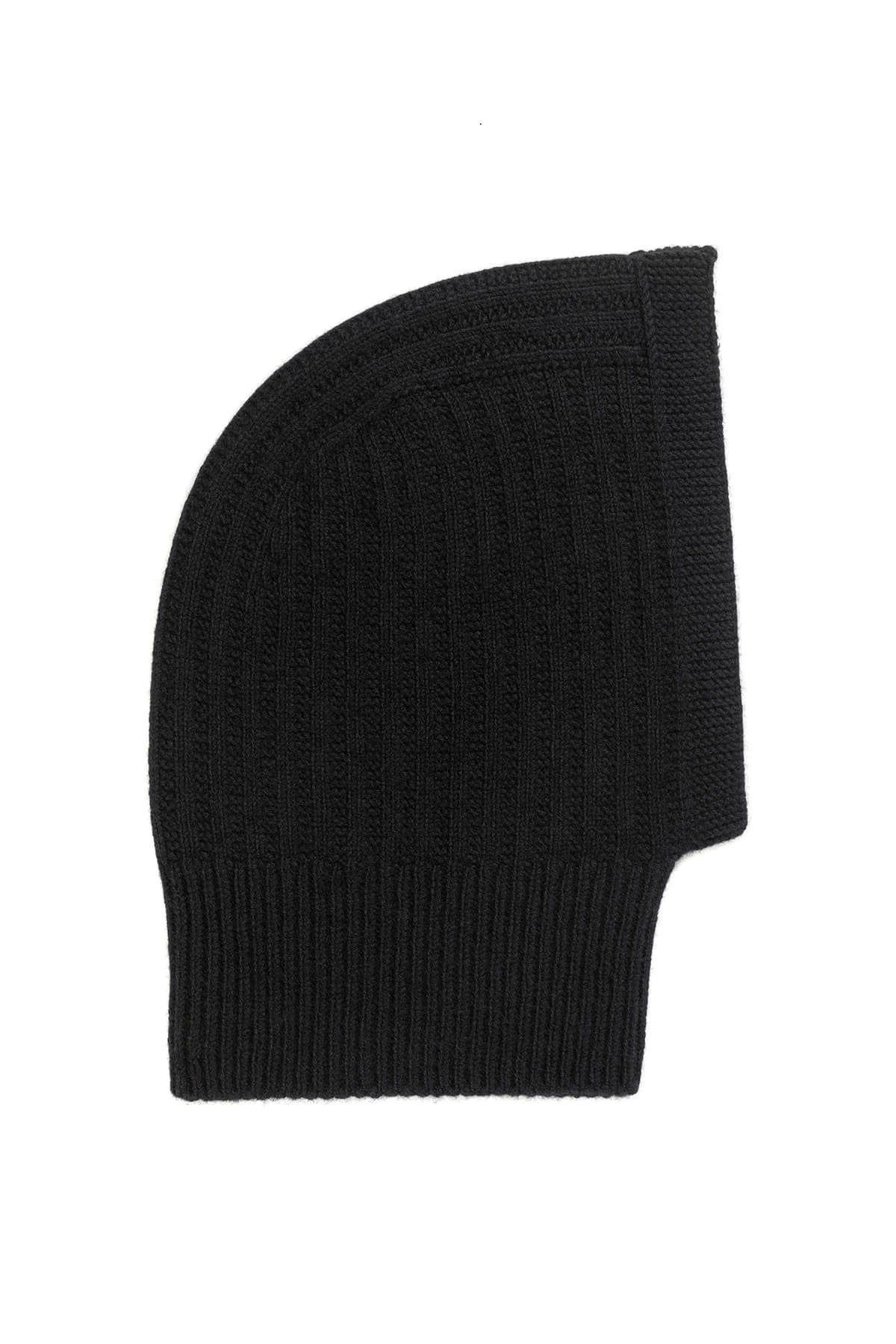 Johnstons of Elgin’s Black Cashmere Textured Rib Hood Snood on a white background HAY03313SA0900