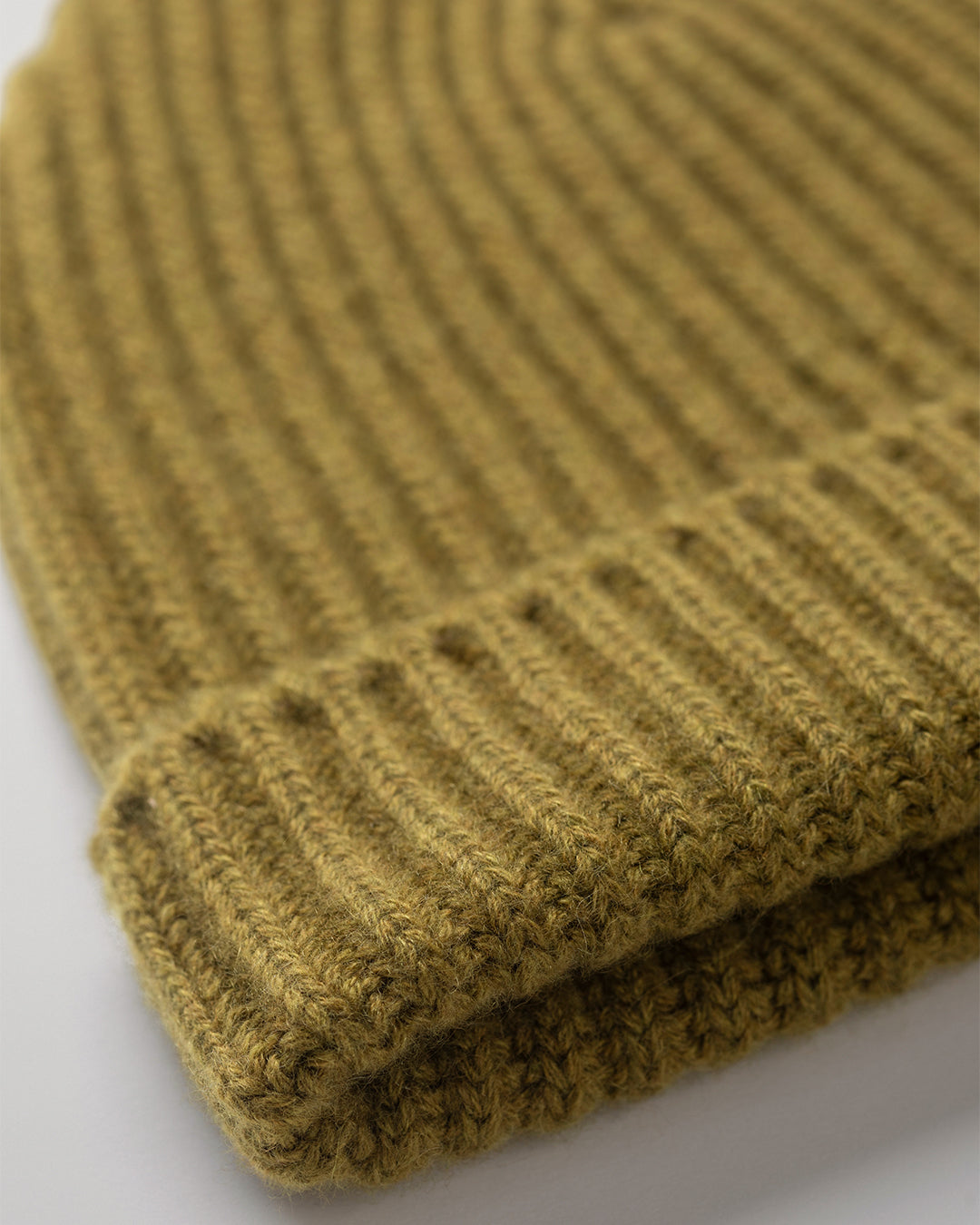 Lovat Green Cashmere Hat – Johnstons of Elgin