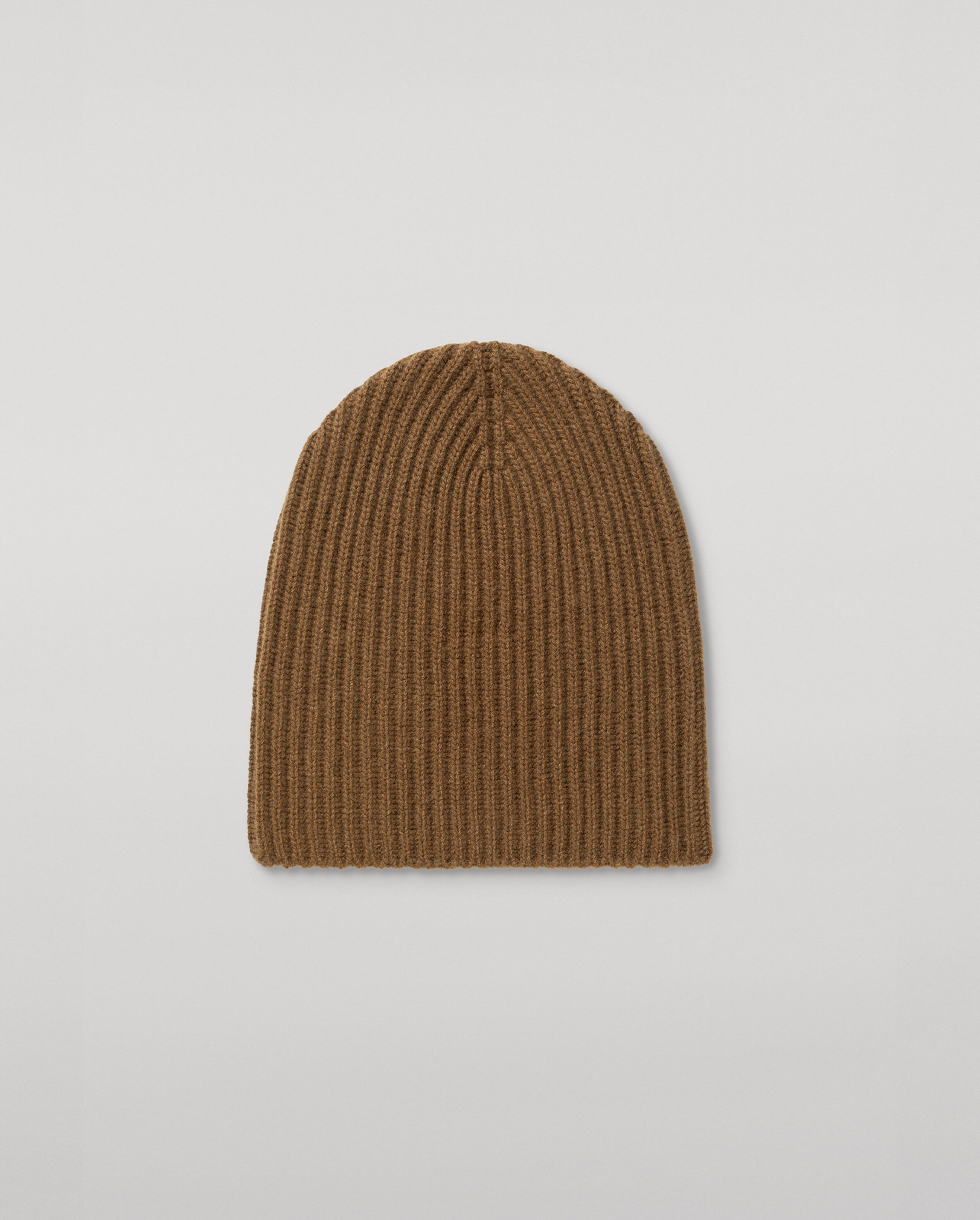 Lovat Green Cashmere Hat | Made in Scotland – Johnstons of Elgin