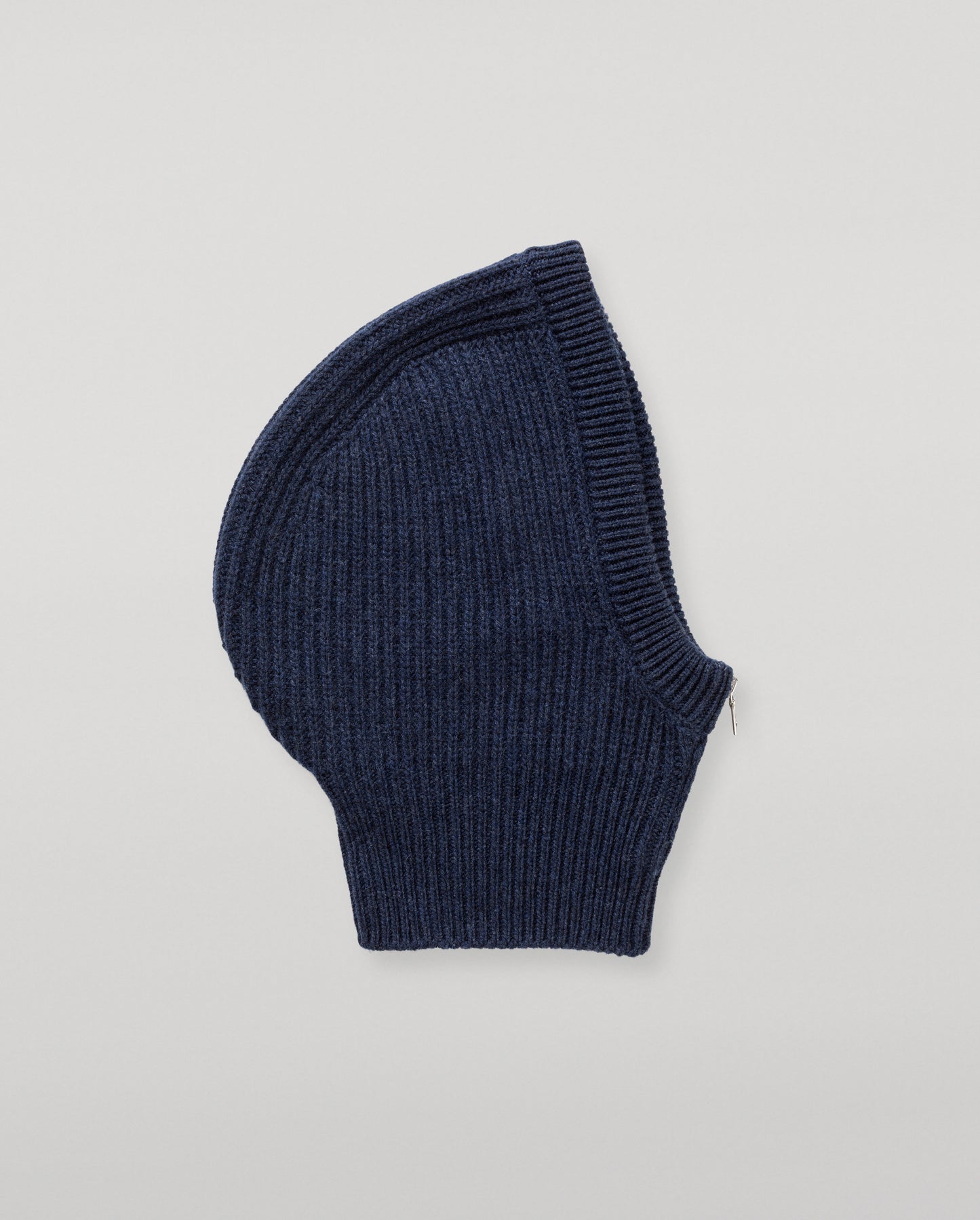 JOHNSTONS OF ELGIN CASHMERE RIBBED NEVIS HOOD WITH ZIP FASTENING NAVY 100% CASHMERE HAY03615Q26296ONE