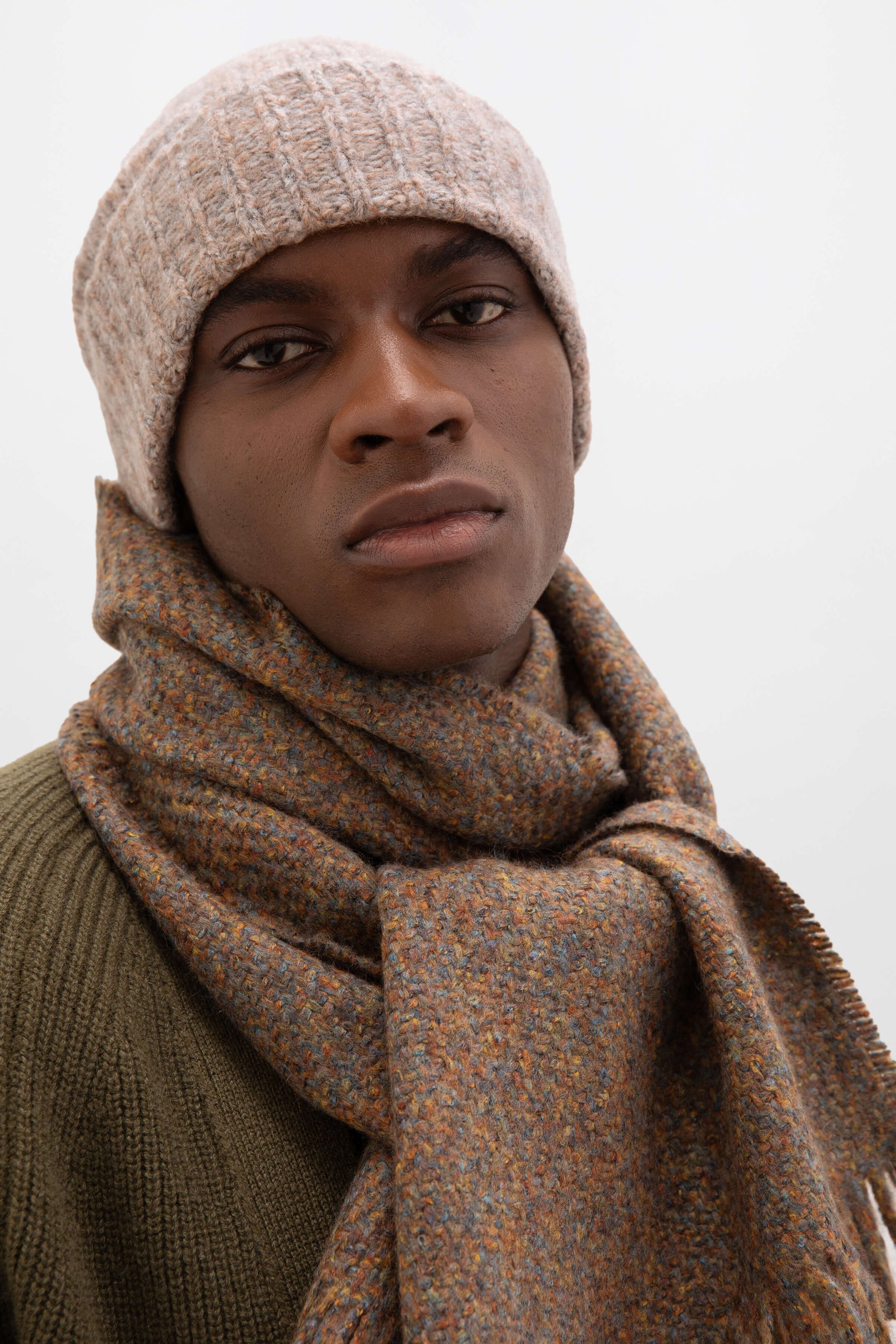 Johnstons of Elgin AW24 Knitted Accessory Ash Marl Brushed Cashmere Bouclé Beanie HBC01084HB4350ONE