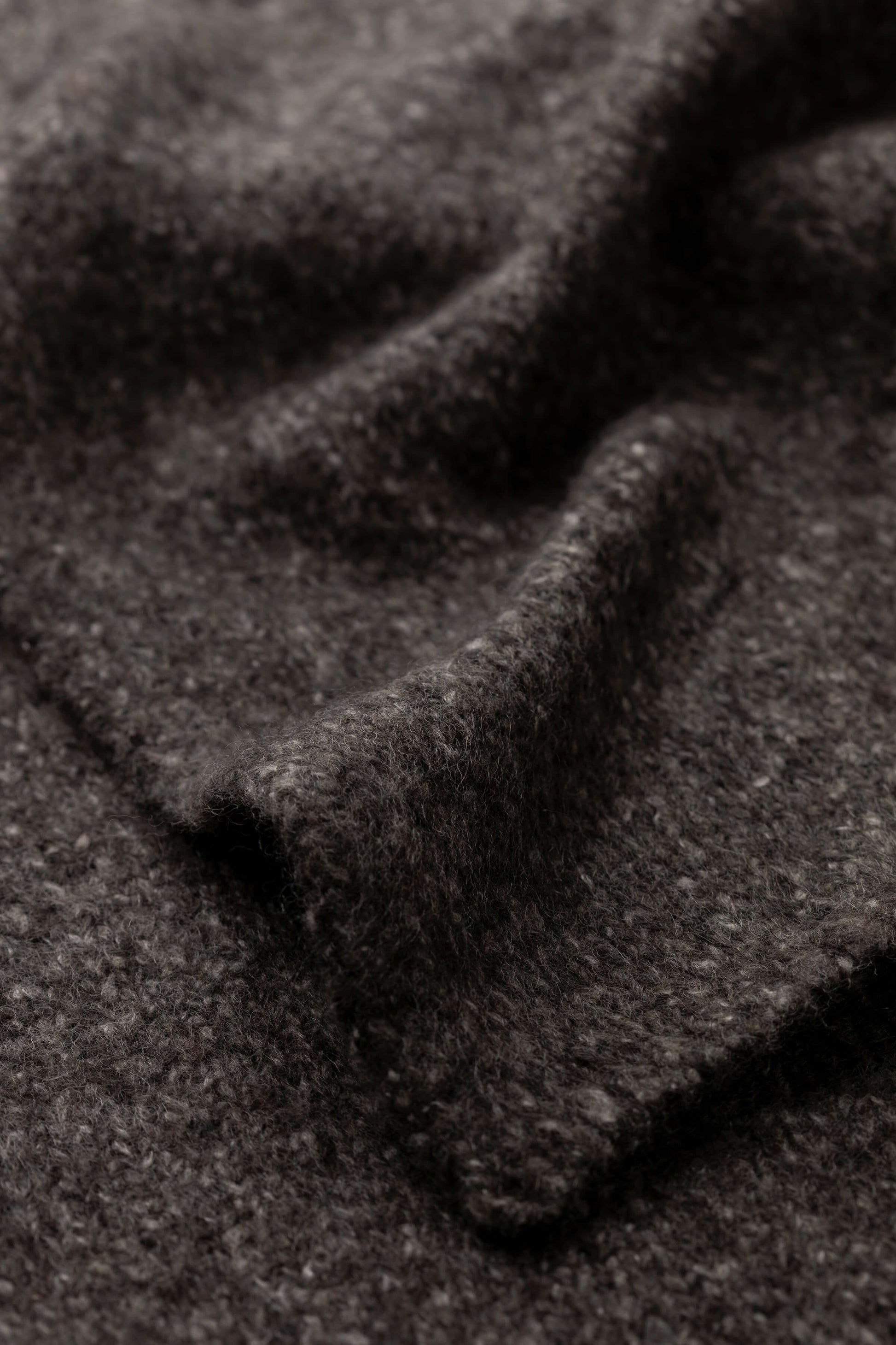 Johnstons of Elgin AW25 Knitted Accessories Charcoal Cashmere Bouclé Grey Scarf HBC01129HA7198ONE