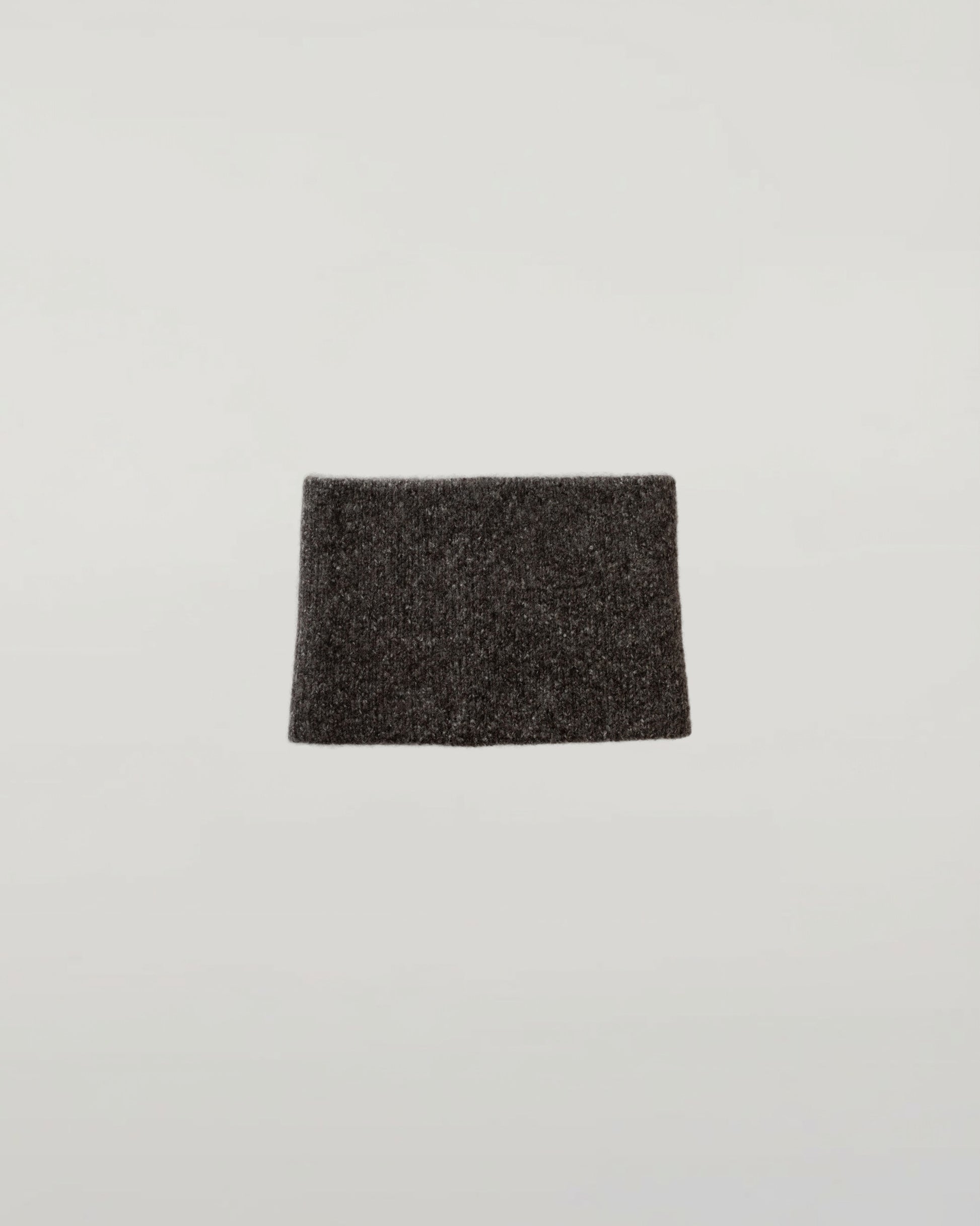 Johnstons of Elgin AW25 Knitted Accessories Charcoal Cashmere Bouclé Grey Snood HBC01130HA7198ONE