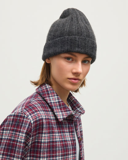 JOHNSTONS OF ELGIN BRUSHED CASHMERE SILK FLAT RIB PEAK TOP BYRNE BEANIE DARK GREY 74% CASHMERE, 26% SILK HBC01179HA7232ONE