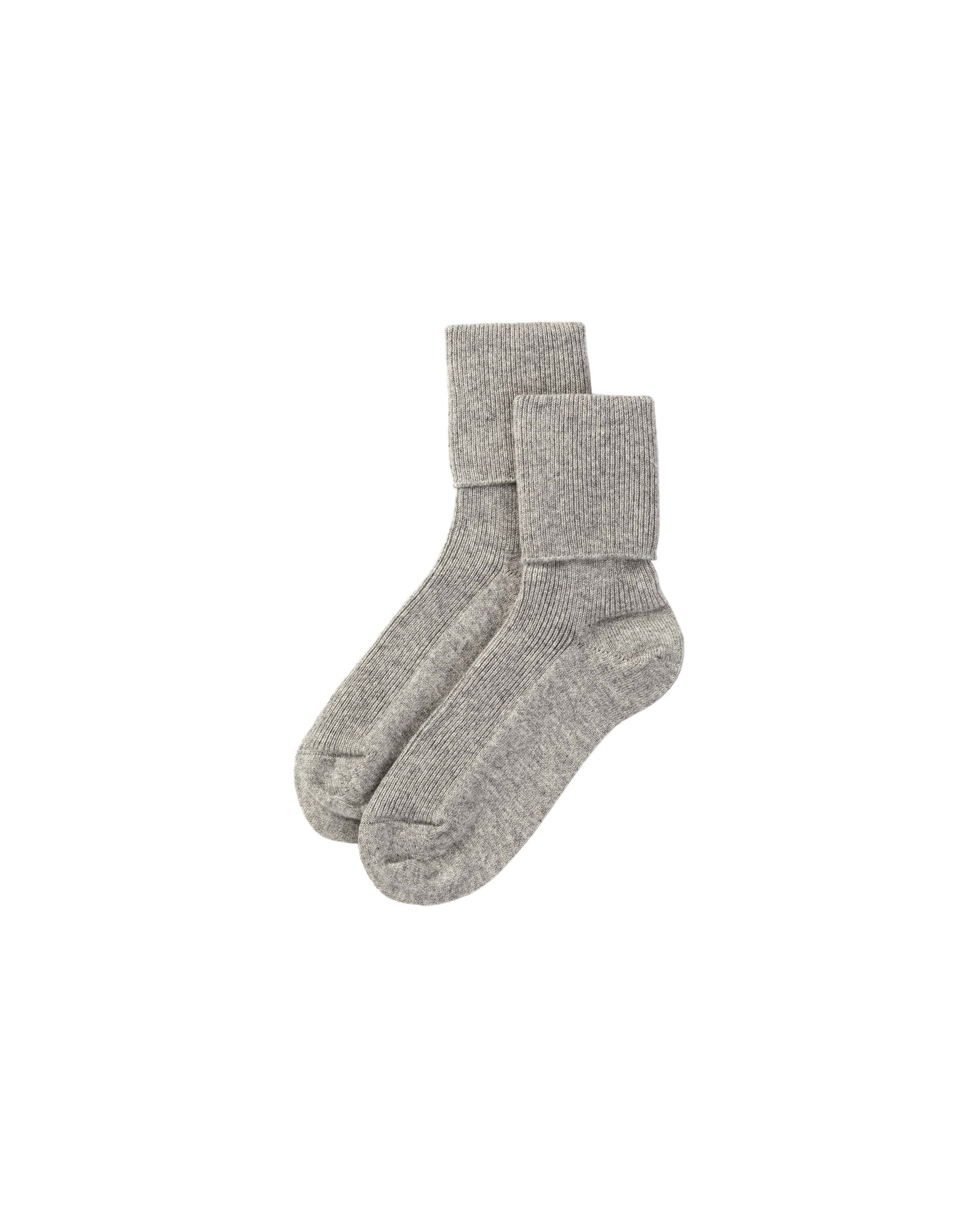 Johnstons of Elgin pair of grey cashmere socks on a white background 2025GIFTSET1A