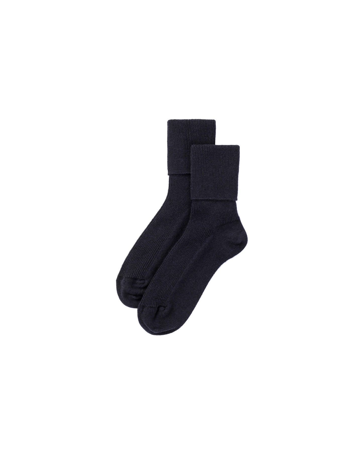 Johnstons of Elgin pair of navy cashmere socks on a white background 2025GIFTSET1B