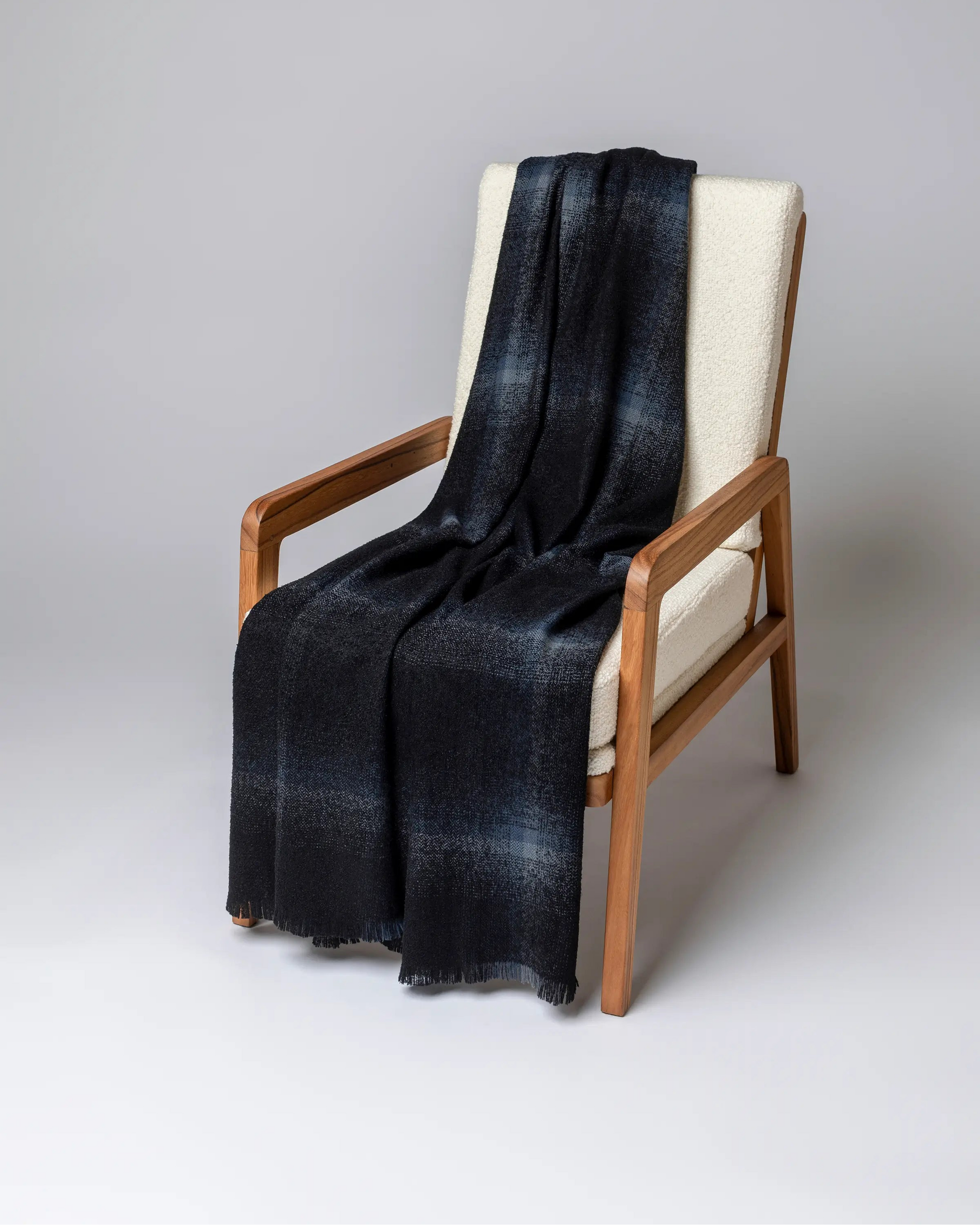 Blurred Cashmere Silk Bouclé Throw