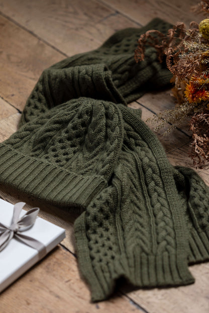 Johnstons of Elgin AW24 Knitted Accessory Olive Aran Cable Cashmere Gift Set AW24GIFTSET8B