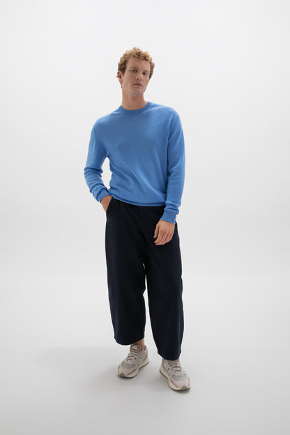 Johnstons of Elgin SS24 Unisex Knitwear Skye Blue Unisex Classic Cashmere Round Neck KAA04924SD4950