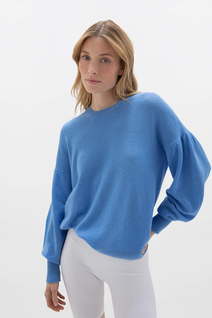 Johnstons of Elgin SS24 Women's Knitwear Skye Blue Balloon Sleeve Cashmere Sweater KAA05208SD4950