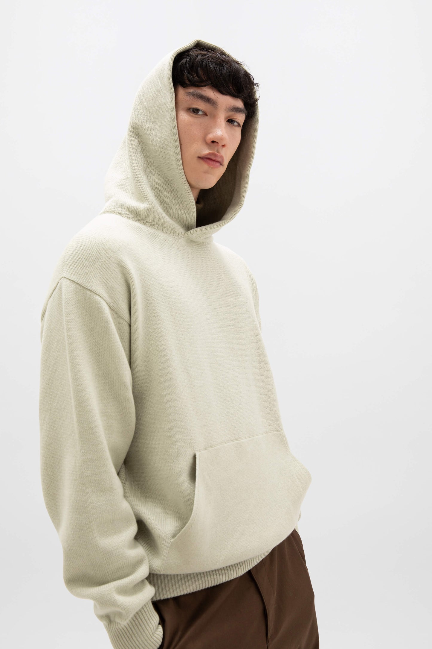 Johnstons of Elgin AW24 Unisex Knitwear Lichen Unisex Cashmere Hoodie KAA05271SC0158