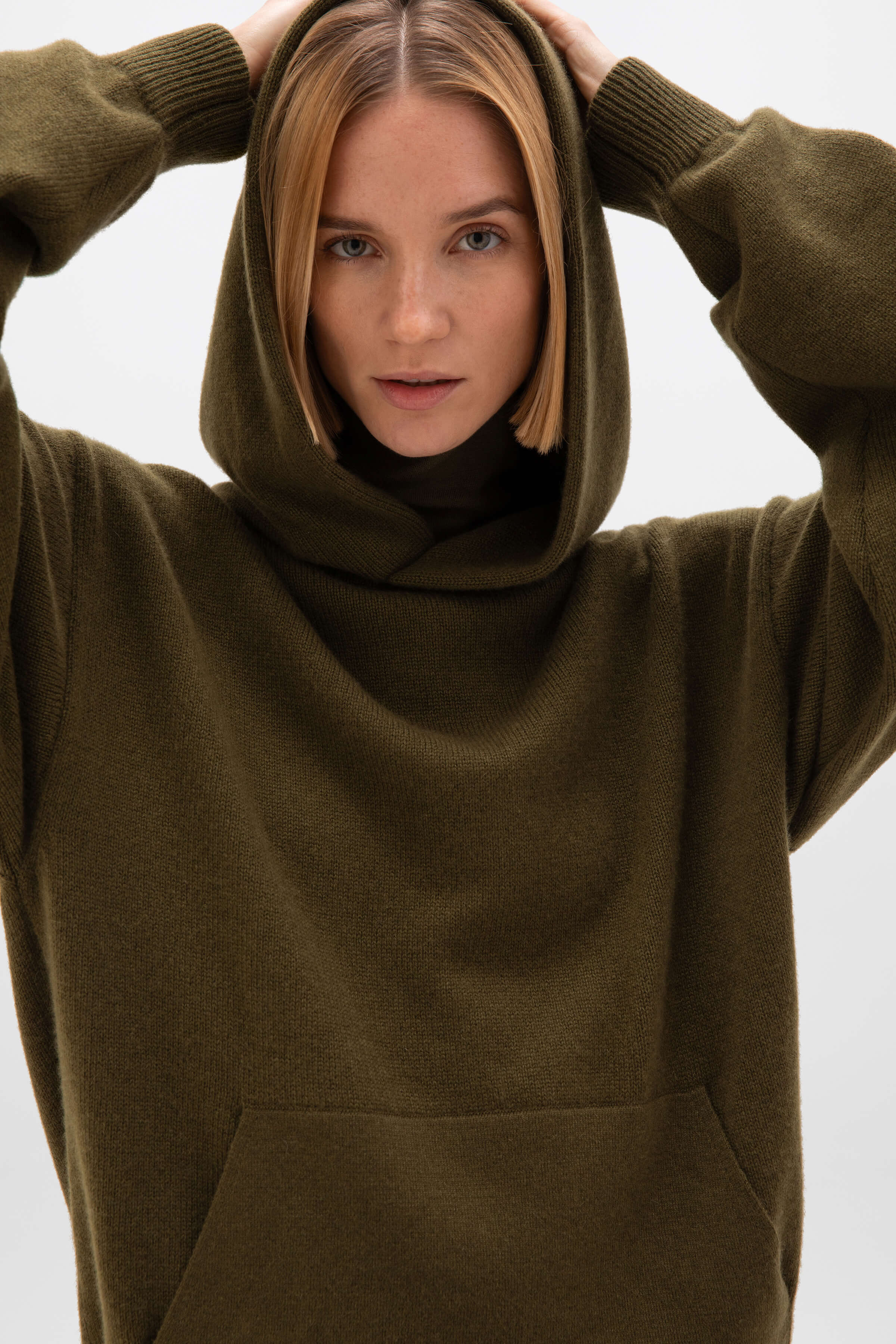 Olive Green Cashmere Hoodie Johnstons of Elgin