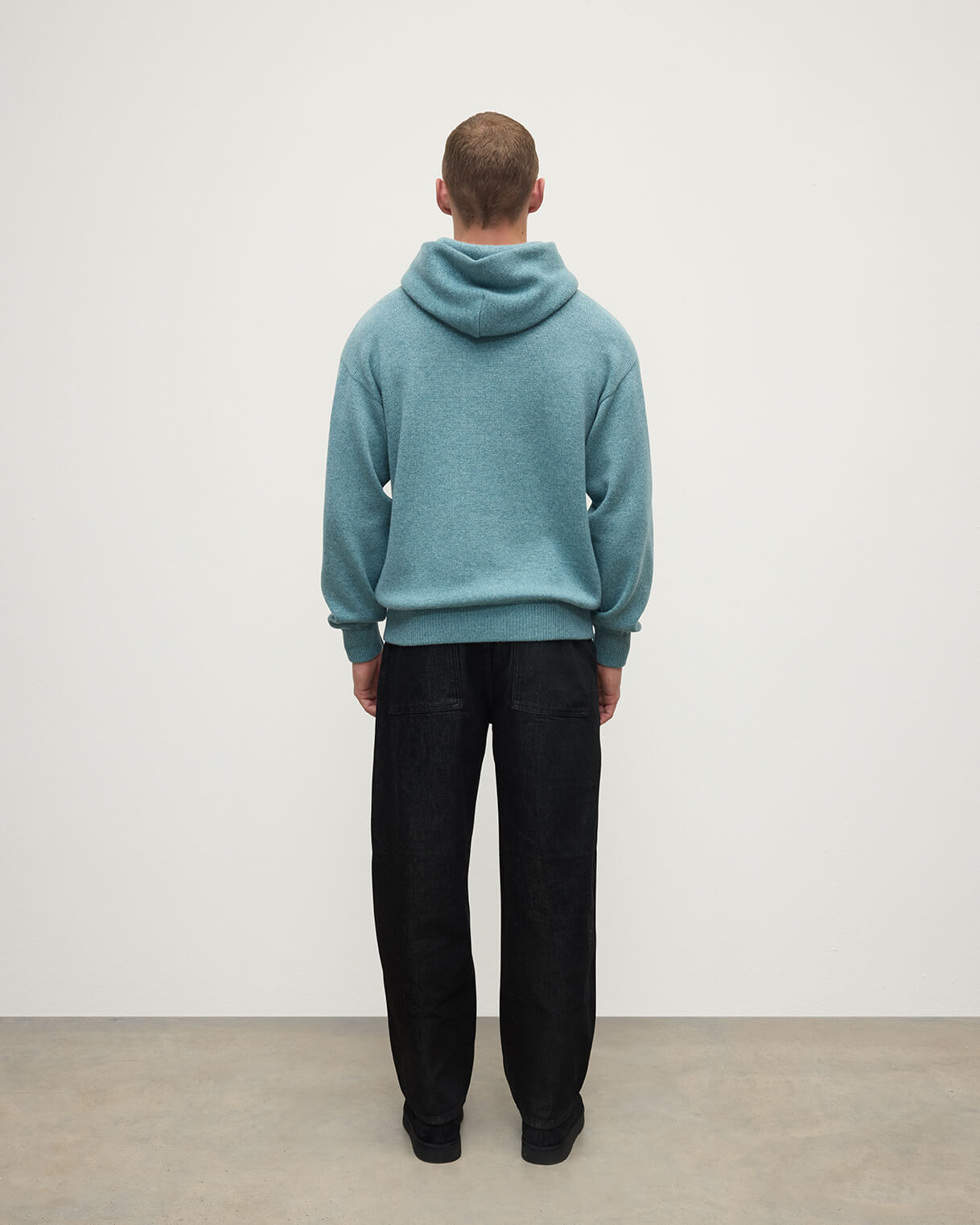 JOHNSTONS ジョンストンズ カシミヤ フーディー HOODY Seascape Green Cashmere Hoodie | Luxury Men's Knitwear – Johnstons