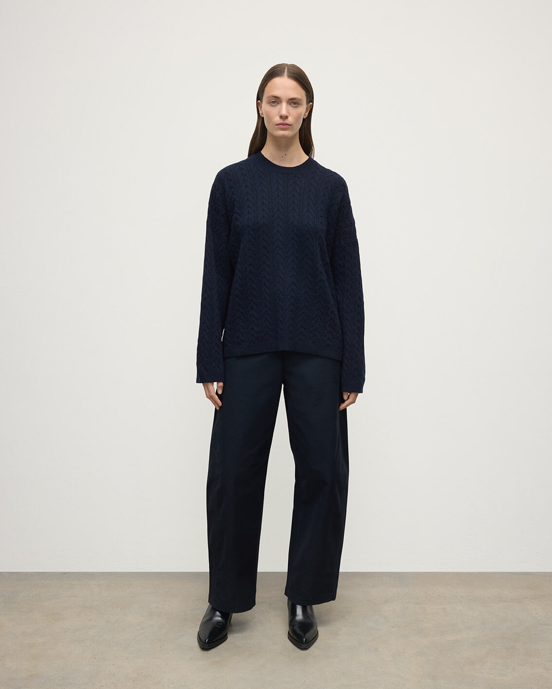 Johnstons of Elgin AW25 Women's Knitwear Dark Navy Gauzy Cable Cashmere Slouch Sweater KAA05282SD7286