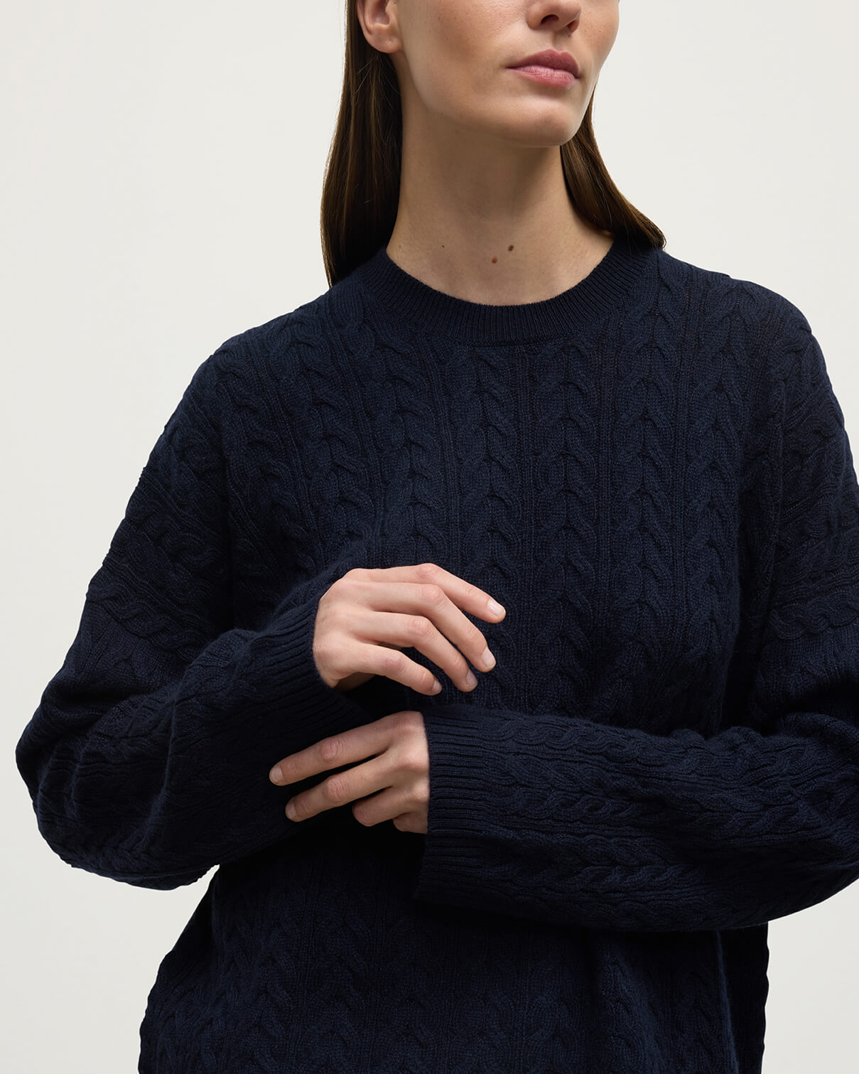 Johnstons of Elgin AW25 Women's Knitwear Dark Navy Gauzy Cable Cashmere Slouch Sweater KAA05282SD7286