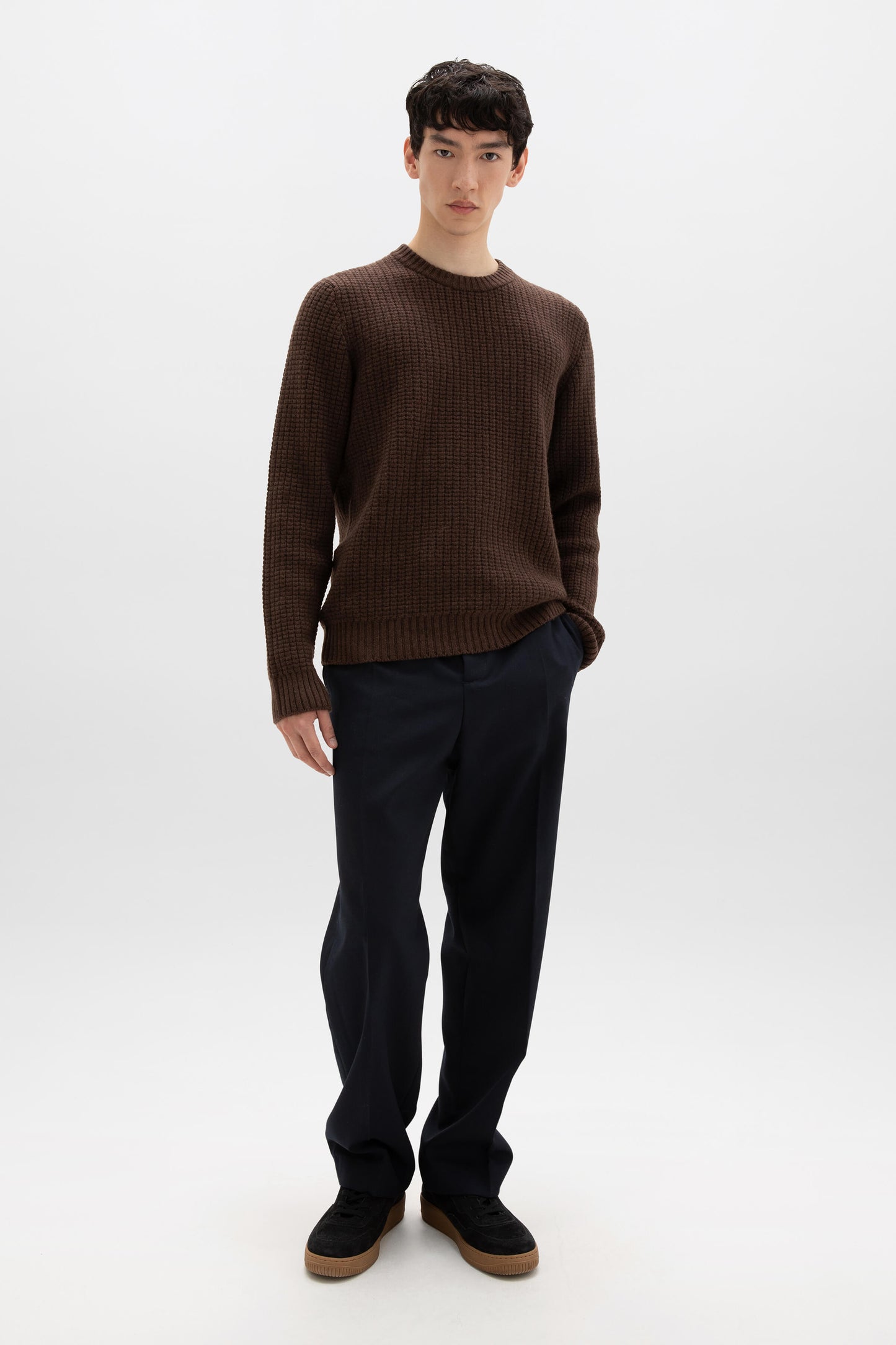 Johnstons of Elgin AW24 Men's Knitwear Peat Waffle Textured Cashmere Jumper KAA05301HB7078