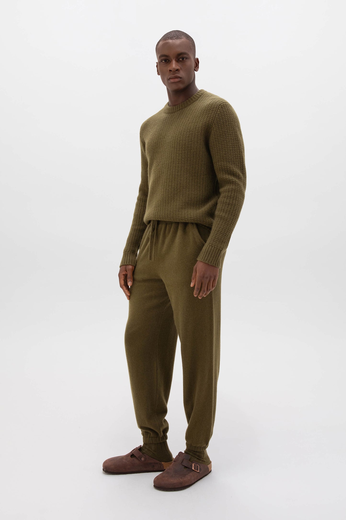 Johnstons of Elgin AW24 Men's Knitwear Olive Waffle Textured Cashmere Jumper KAA05301SC4573