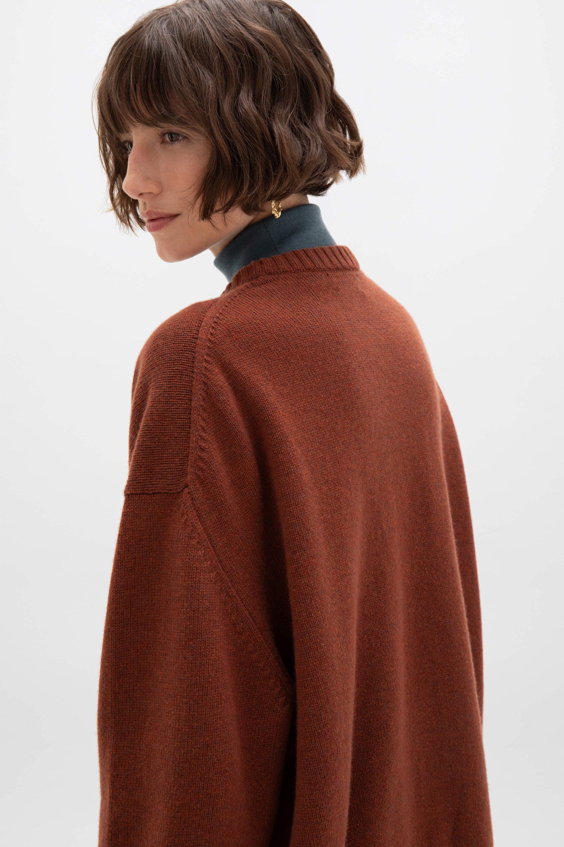 Johnstons of Elgin AW24 Unisex Knitwear Russet Unisex Oversized Cashmere Sweater KAA05310HE7051