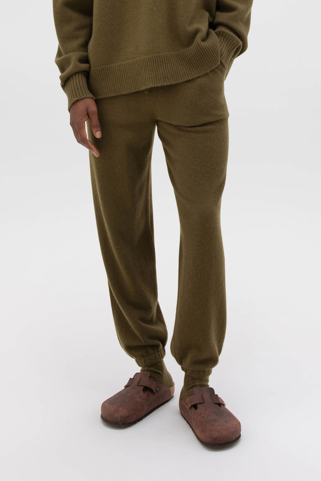 Joggers olive green sale