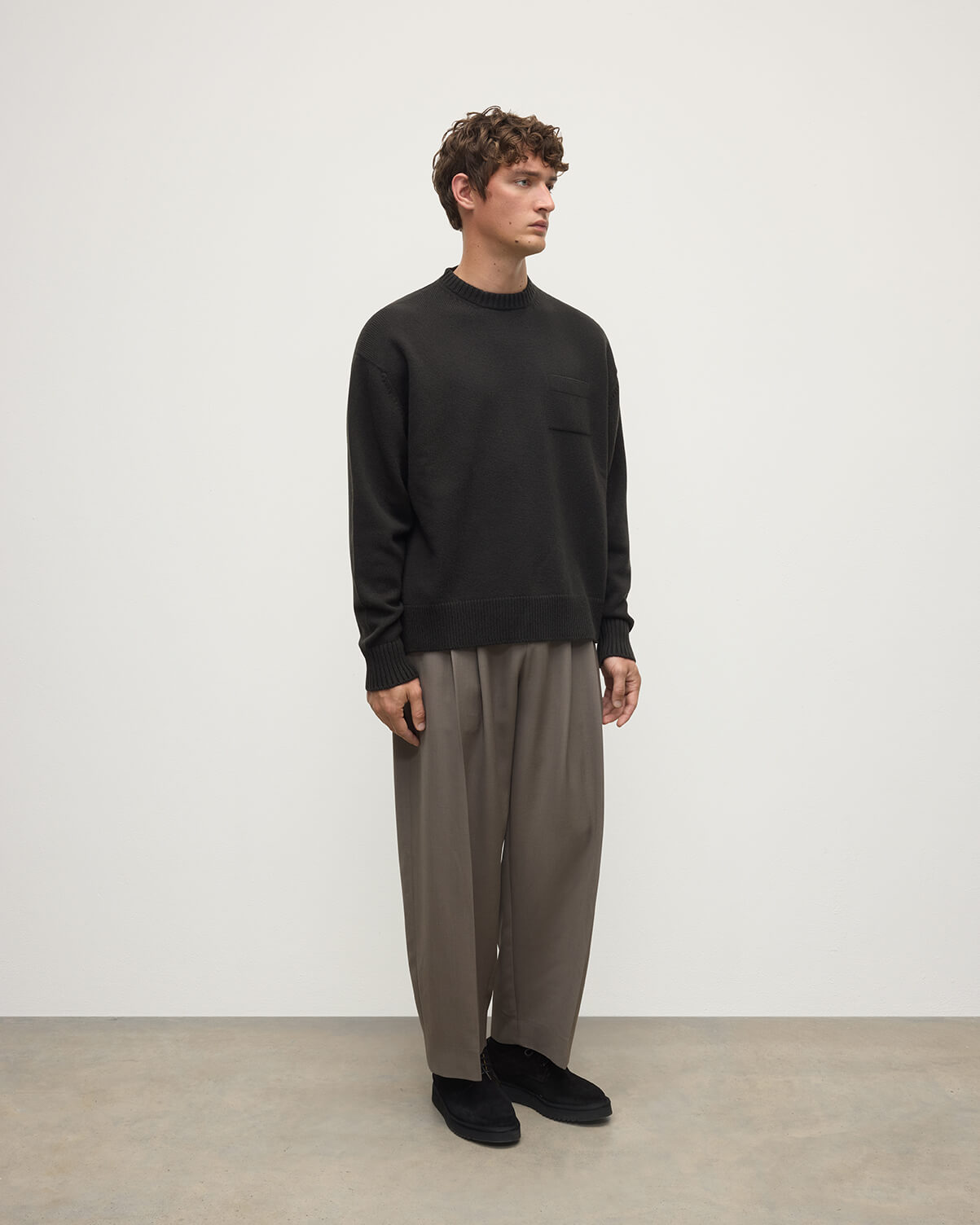 Oversized Dark Grey Cashmere Sweater – Johnstons of Elgin