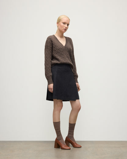 WOMENS KYLESKU DEEP VEE SWEATER BROWN ON A MODEL KAA05728HB7126