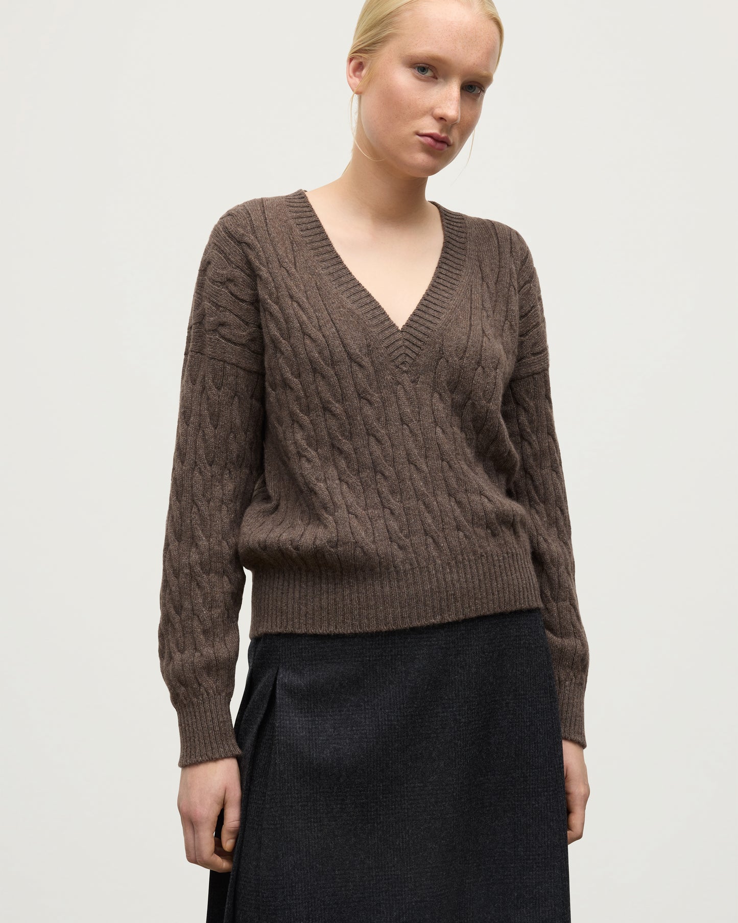 WOMENS KYLESKU DEEP VEE SWEATER BROWN ON A MODEL KAA05728HB7126