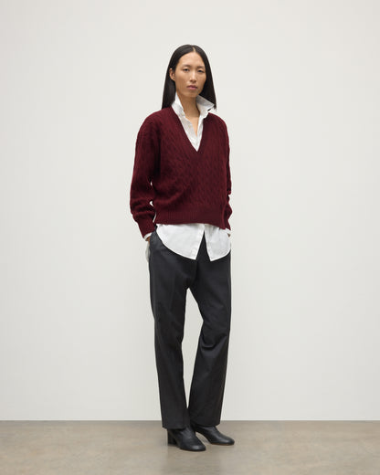 WOMENS KYLESKU DEEP VEE SWEATER RED ON A MODEL KAA05728HE7068