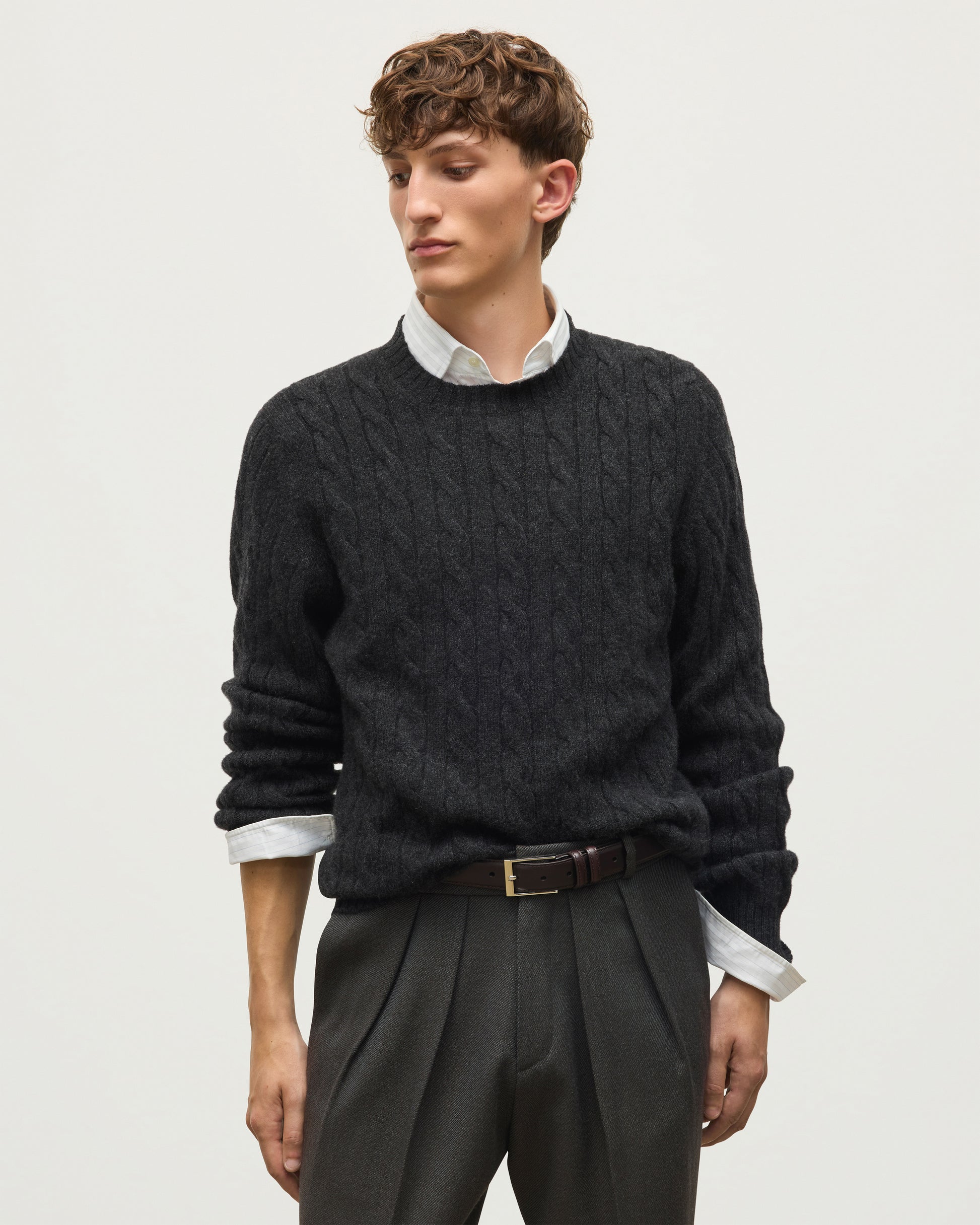 JOHNSTONS OF ELGIN CALDER CREW SWEATER CASHMERE CABLE CREW SWEATER DARK GREY 100% CASHMERE KAA05754HA7241