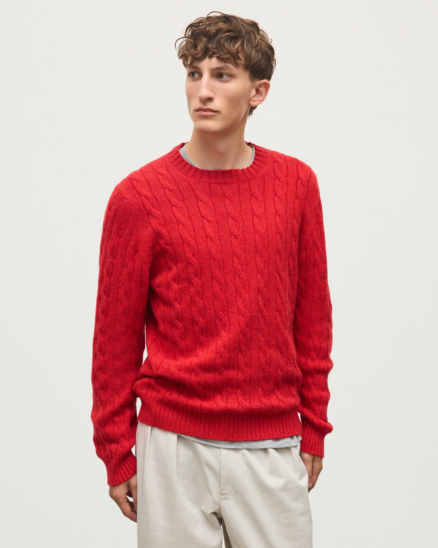 JOHNSTONS OF ELGIN CALDER CREW SWEATER CASHMERE CABLE CREW SWEATER RED 100% CASHMERE KAA05754HE4390