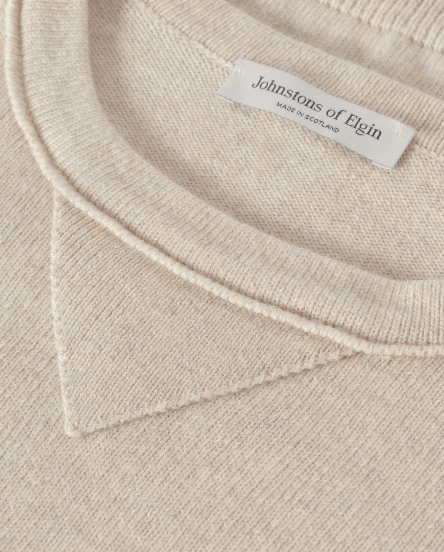 JOHNSTONS OF ELGIN WOMENS STELLA SWEATSHIRT NATURAL 100% CASHMERE KAA05770HA0402