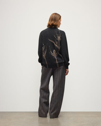 JOHNSTONS OF ELGIN WILD THISTLE INTARSIA CARDIGAN CASHMERE THISTLE INTARSIA VEE NECK CARDIGAN WITH POCKETS DARK GREY 100% CASHMERE KAA05974JU1657