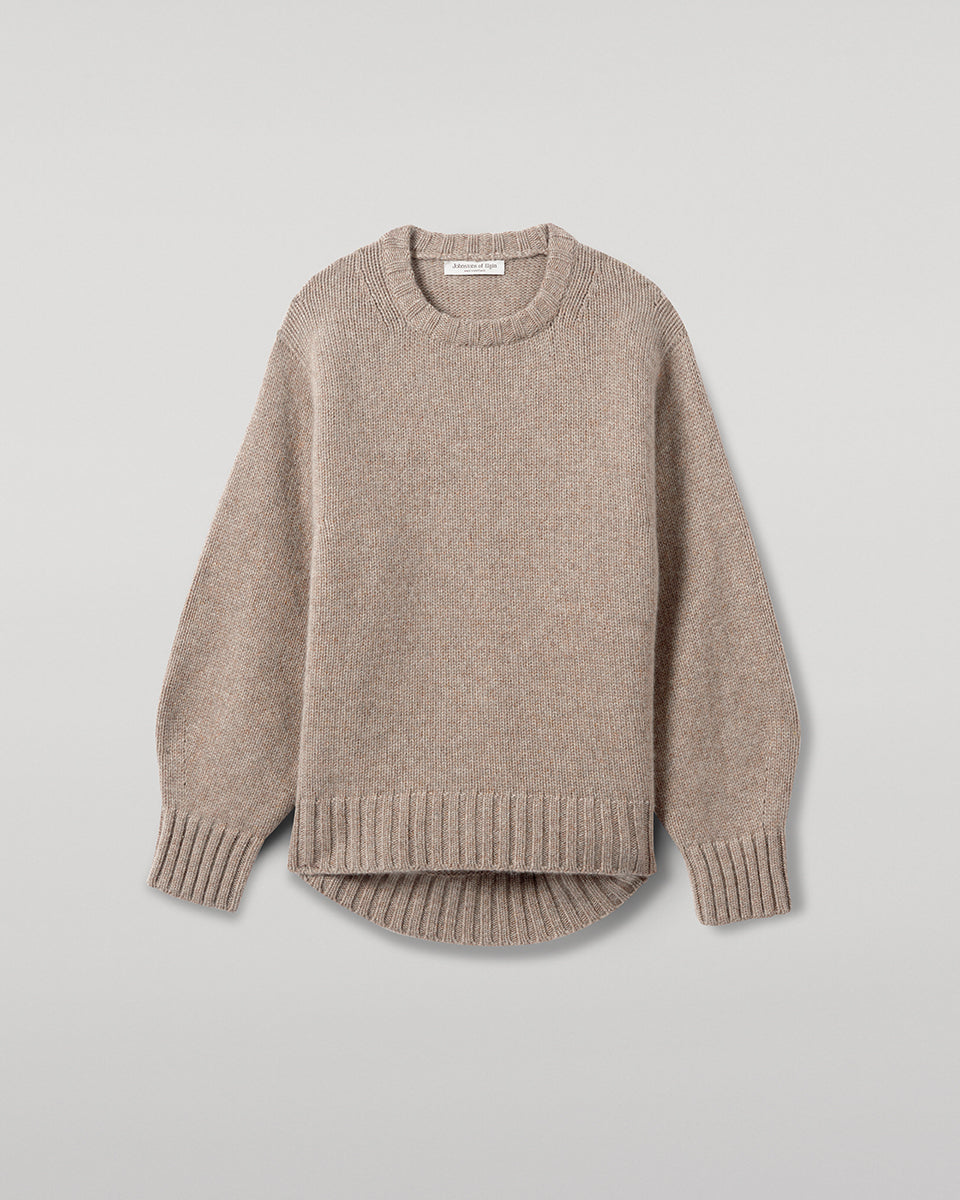 Johnstons of Elgin AW25 Women's Knitwear Ash Relaxed Brown Cashmere Jumper close up KAB05562HB4334