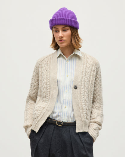 JOHNSTONS OF ELGIN MABEL VEE CARDIGAN CASHMERE ARAN CABLE VEE NECK CARDIGAN DETAIL ON BACK CREAM 100% CASHMERE KAB05982HA0396