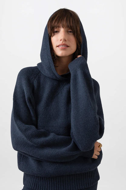 Johnstons of Elgin Womens Knitwear Mazarine Blue Oversized Cashmere Hoodie KAC05050SD7351