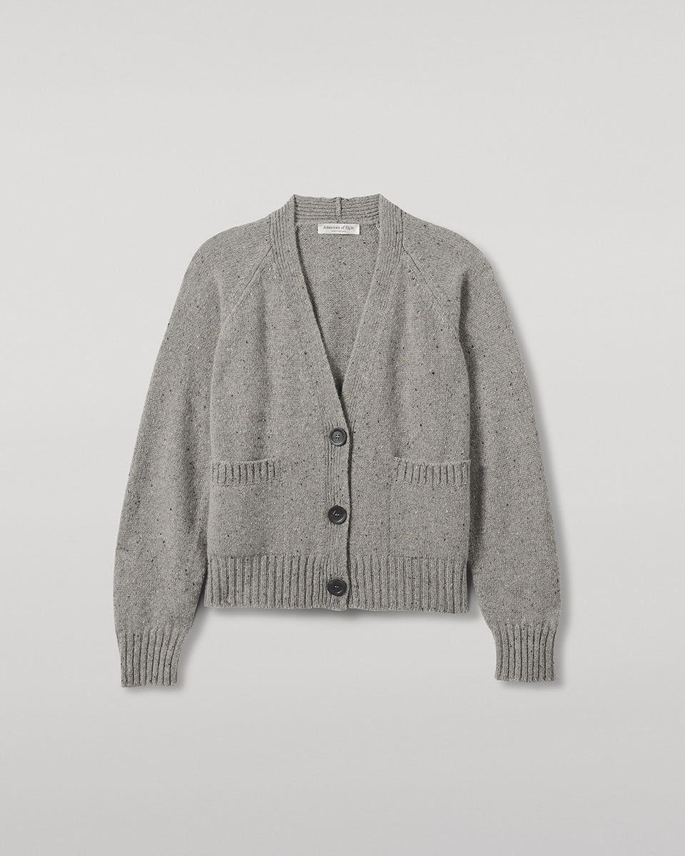 Johnstons of Elgin AW25 Women's Knitwear Peregrine Donegal Donegal Cashmere Grey V Neck Cardigan Details KAC05090006335