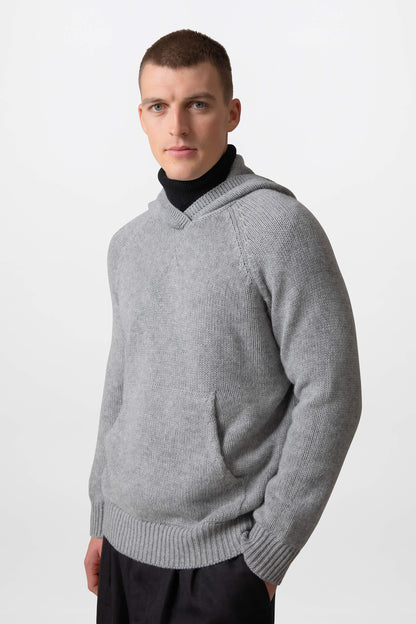 Johnstons of Elgin Men's Knitwear Light Grey Kangaroo Pocket Cashmere Hoodie KAC05156HA0308