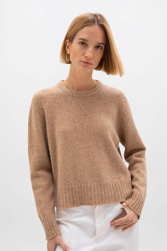 Johnstons of Elgin AW24 Women's Knitwear Camel Cropped Donegal Cashmere Sweater KAC05289004875