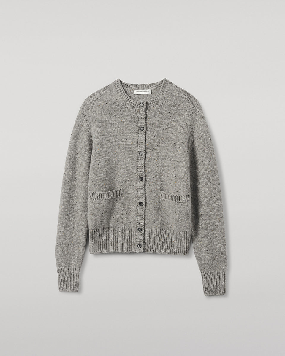 Johnstons of Elgin AW25 Women's Knitwear Peregrine Donegal Donegal Cashmere Grey Cardigan details KAC05494006335