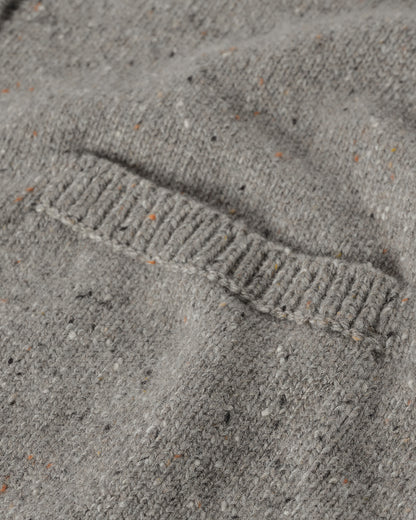Johnstons of Elgin AW25 Women's Knitwear Peregrine Donegal Donegal Cashmere Grey Cardigan details KAC05494006335