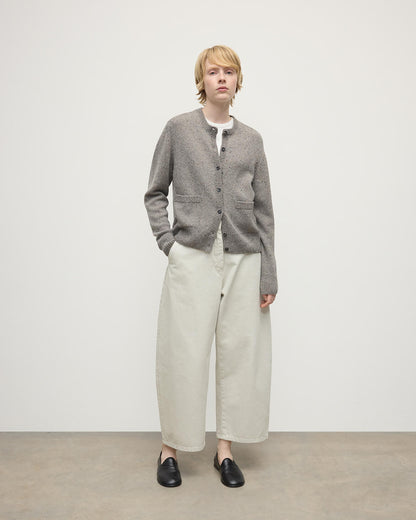 Model wears Johnstons of Elgin AW25 Women's Knitwear Peregrine Donegal Donegal Cashmere Grey Cardigan Front View KAC05494006335