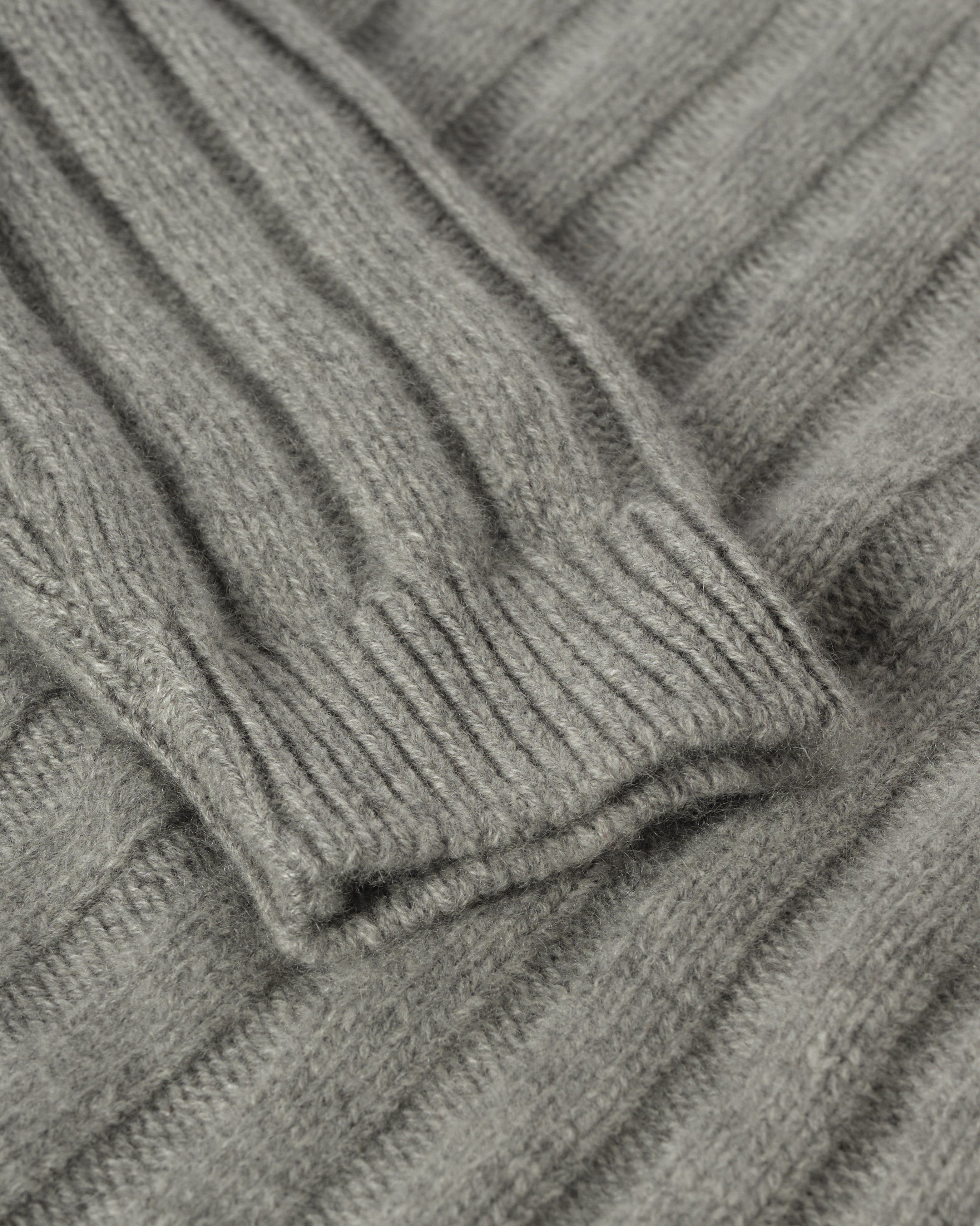 Peel Grey Cashmere Jumper – Johnstons of Elgin